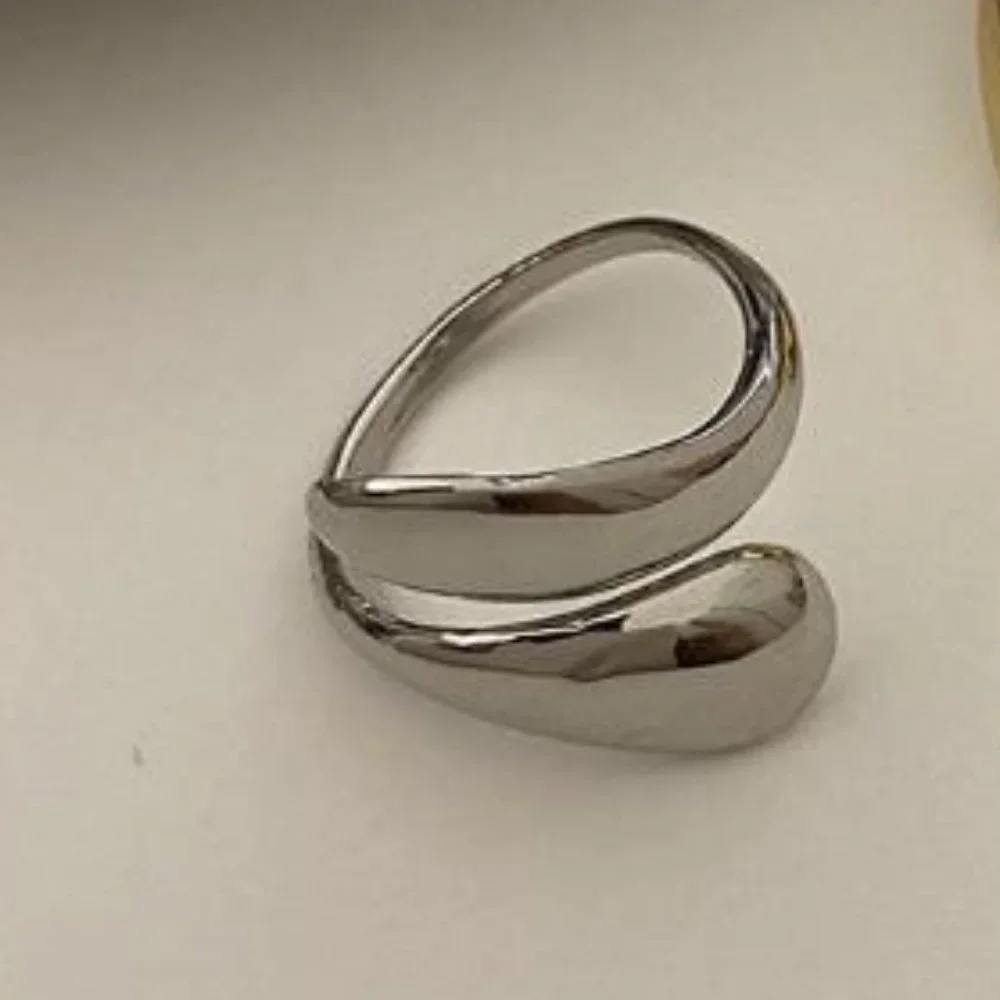 ring - Picture 1 of 1